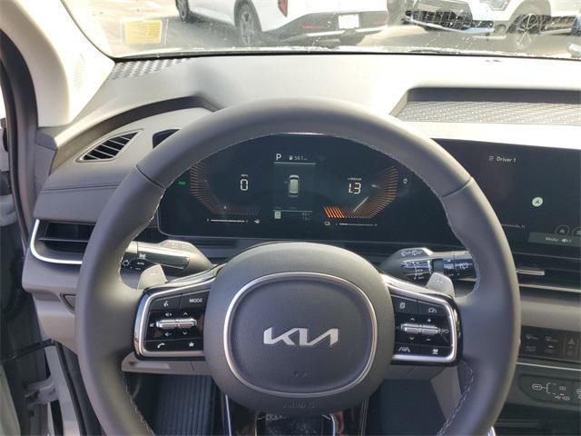new 2026 Kia Carnival Hybrid car, priced at $43,320
