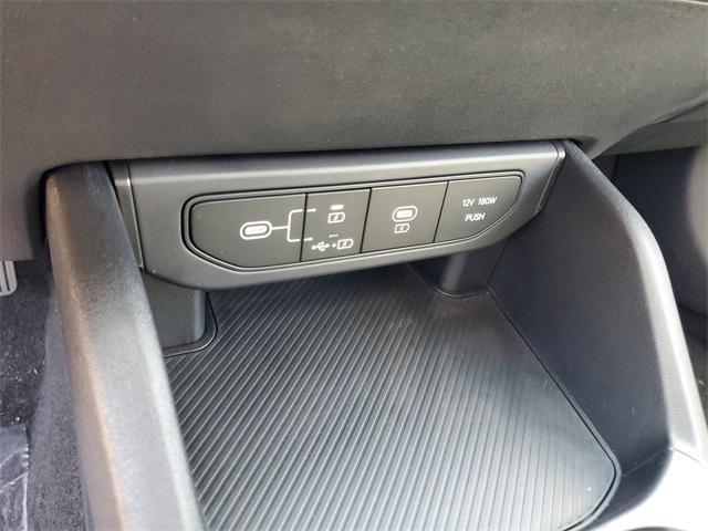 new 2025 Kia K4 car, priced at $21,698