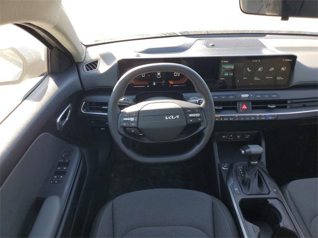 new 2025 Kia K4 car, priced at $21,698