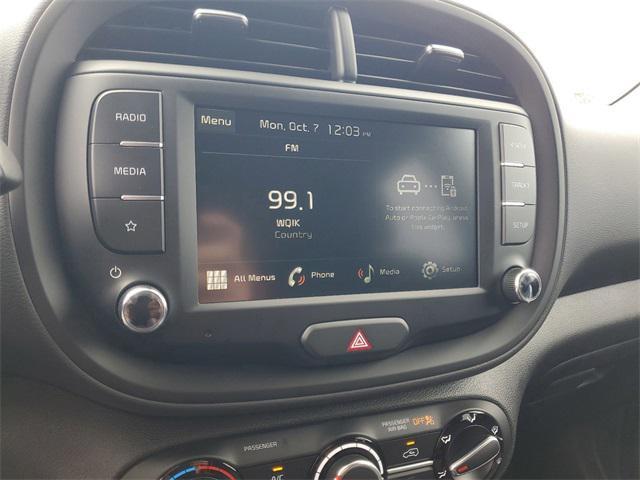 new 2025 Kia Soul car, priced at $19,906