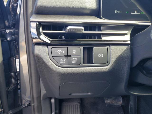 new 2026 Kia Sportage Hybrid car, priced at $39,027