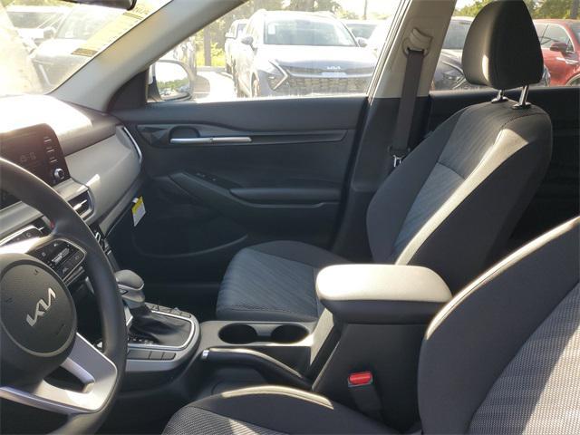 new 2025 Kia Seltos car, priced at $24,799
