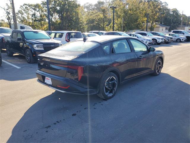 new 2025 Kia K4 car, priced at $22,592