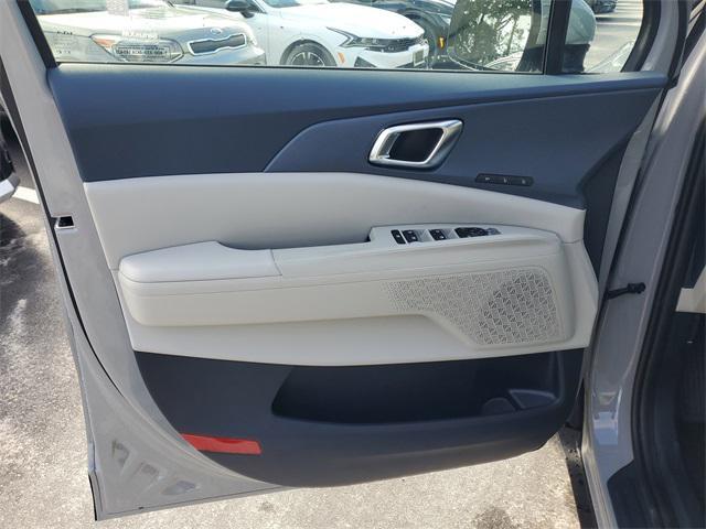 new 2026 Kia Carnival Hybrid car, priced at $41,373