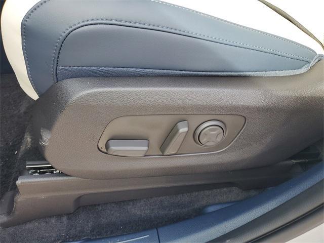 new 2026 Kia Carnival Hybrid car, priced at $41,373