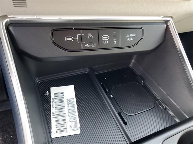 new 2026 Kia Carnival Hybrid car, priced at $41,373