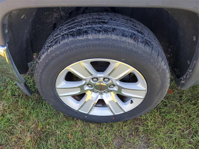 used 2015 GMC Sierra 1500 car, priced at $17,900