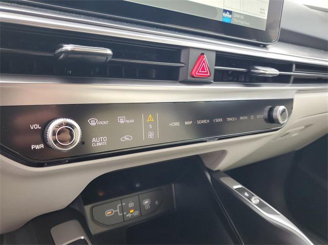 new 2025 Kia Sorento car, priced at $33,562