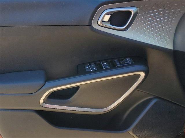 new 2025 Kia Soul car, priced at $19,504