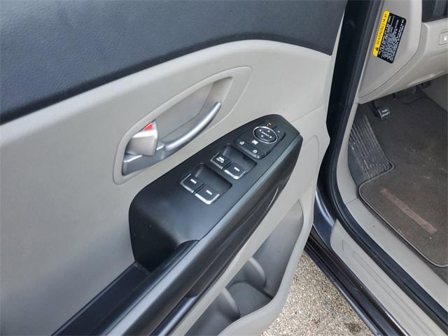 used 2021 Kia Sedona car, priced at $15,900