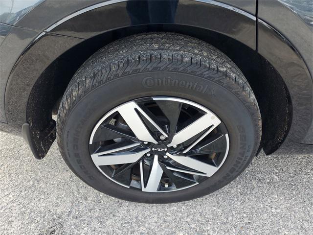 used 2023 Kia Sorento car, priced at $28,980