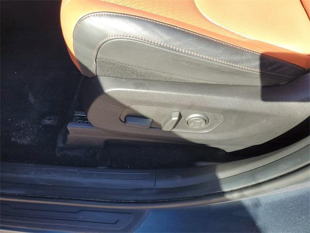 used 2022 Kia Carnival car, priced at $37,180
