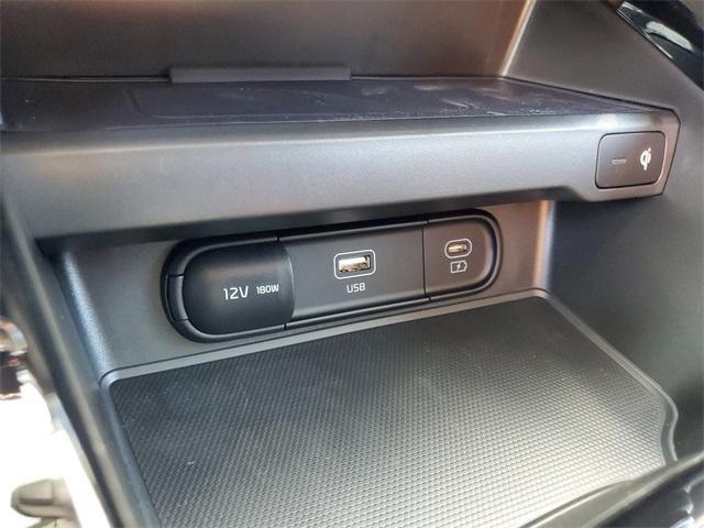 new 2025 Kia Soul car, priced at $21,600