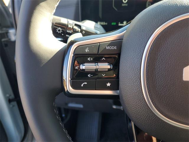 new 2026 Kia Carnival Hybrid car, priced at $51,429