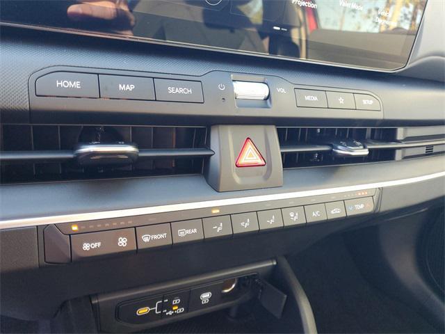 new 2025 Kia K4 car, priced at $23,009