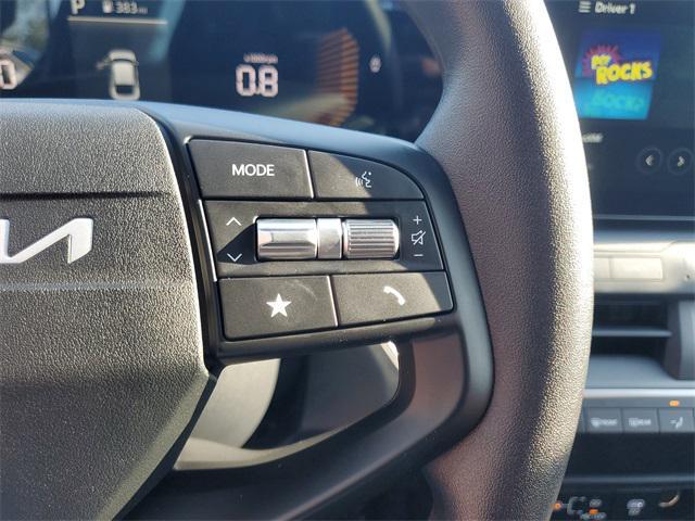 new 2025 Kia K4 car, priced at $22,646