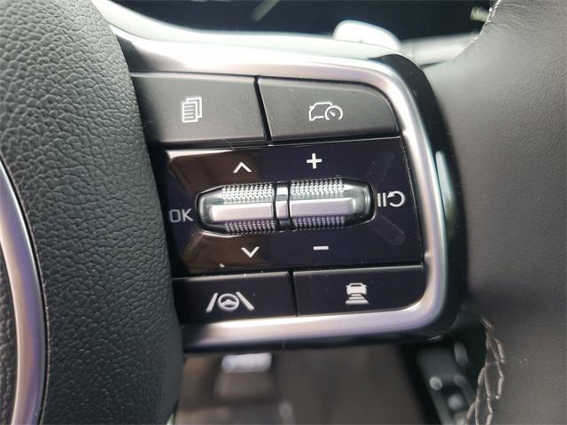 new 2025 Kia Sorento Hybrid car, priced at $42,992