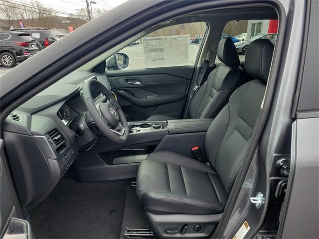 new 2024 Nissan Rogue car, priced at $35,000