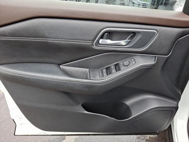 used 2021 Nissan Rogue car, priced at $23,995