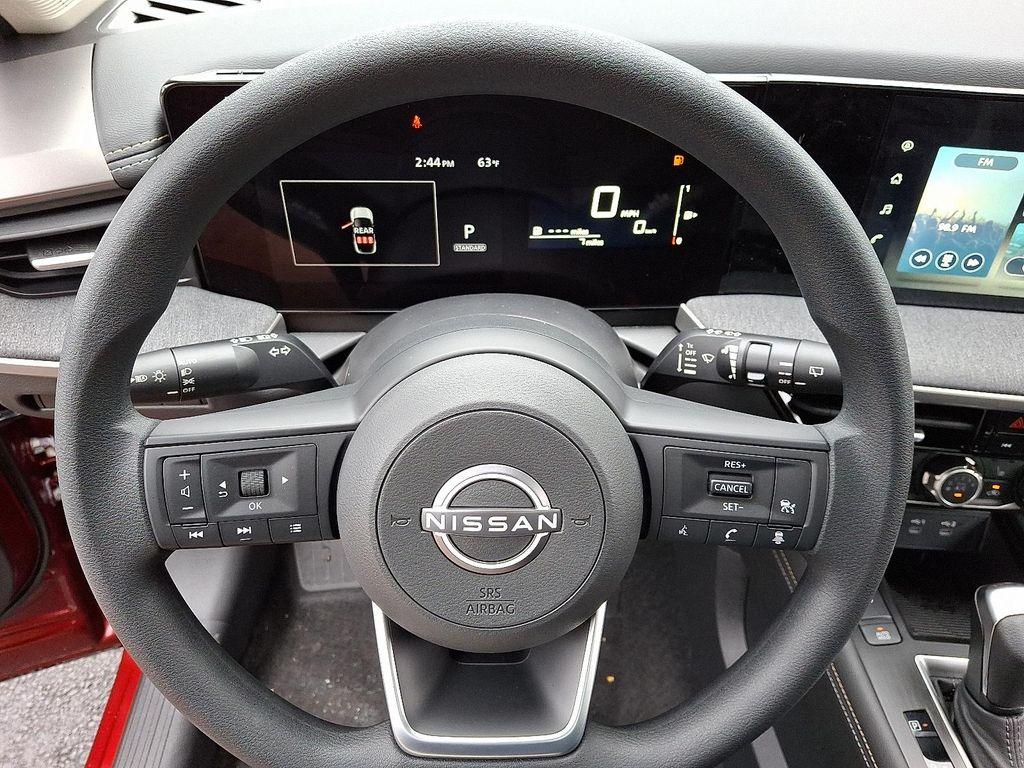 new 2025 Nissan Kicks car, priced at $29,825