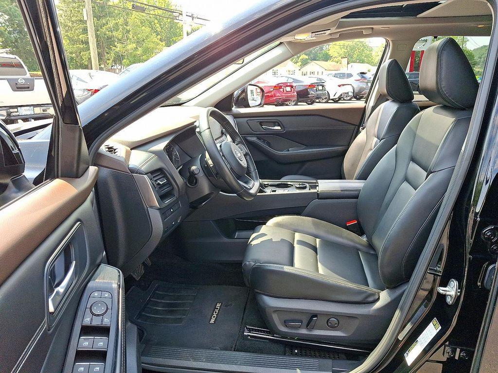 used 2023 Nissan Rogue car, priced at $24,995