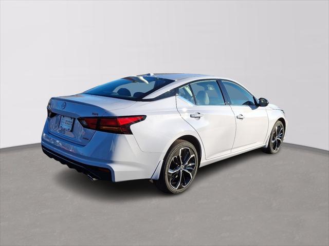 new 2025 Nissan Altima car, priced at $33,690