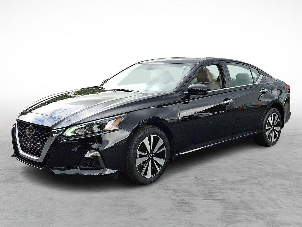 used 2022 Nissan Altima car, priced at $23,500
