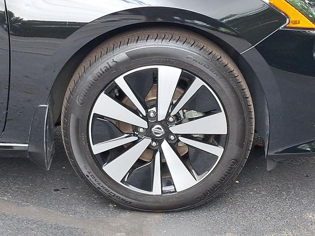 used 2022 Nissan Altima car, priced at $23,500