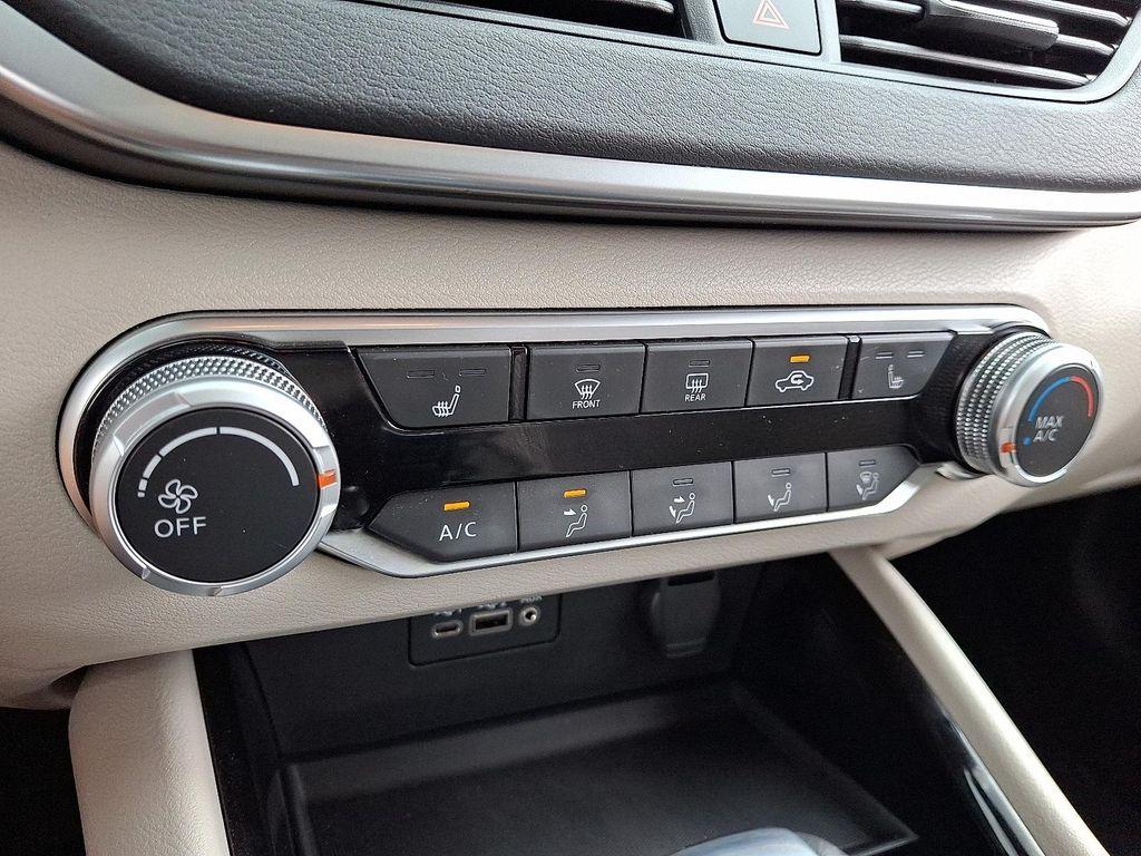 used 2022 Nissan Altima car, priced at $23,500