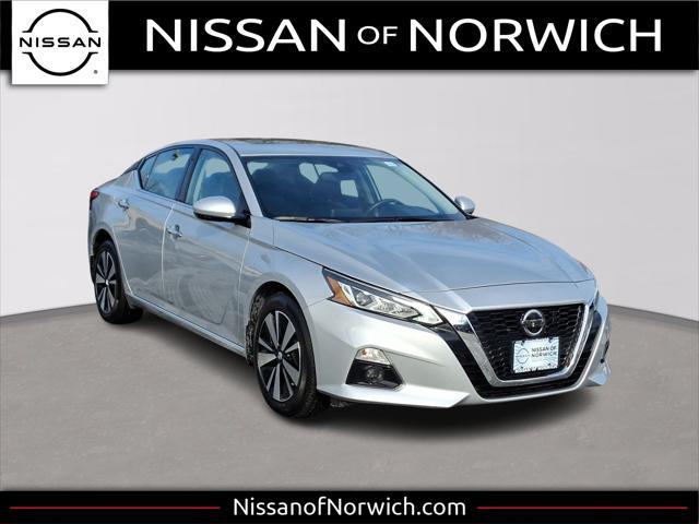 used 2022 Nissan Altima car, priced at $24,000