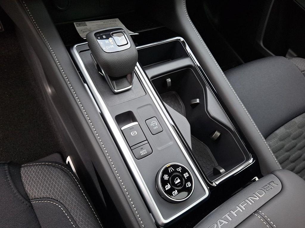 new 2025 Nissan Pathfinder car, priced at $44,375