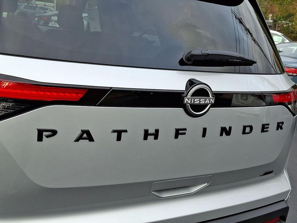 new 2025 Nissan Pathfinder car, priced at $44,375