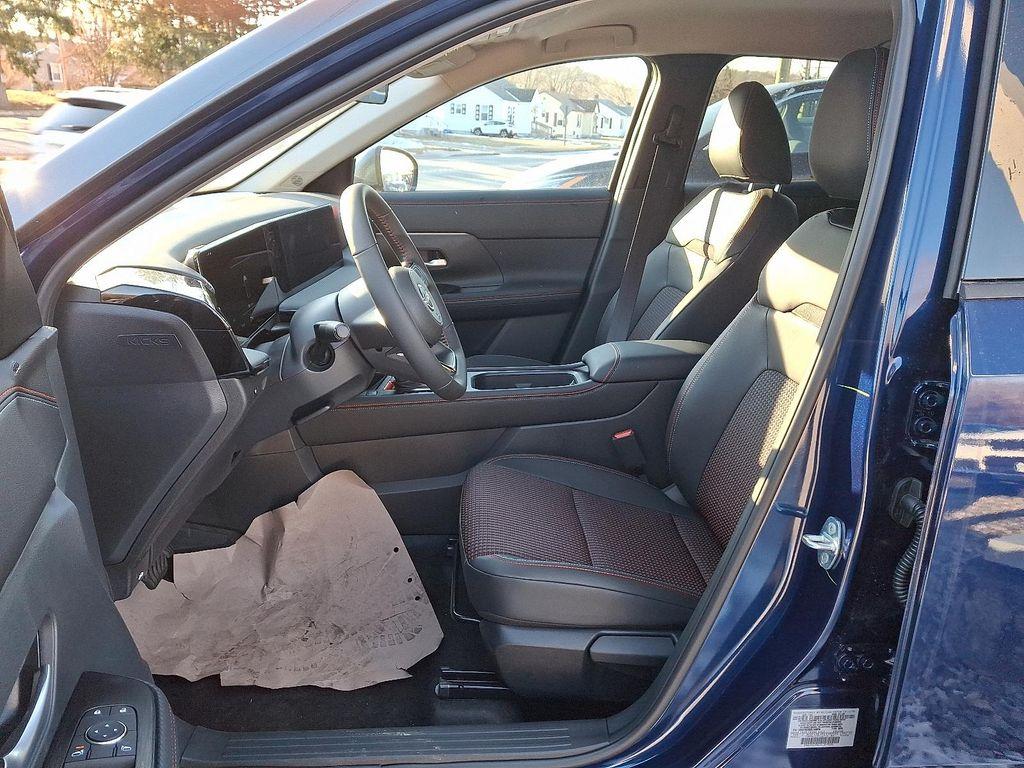 new 2025 Nissan Kicks car, priced at $29,500