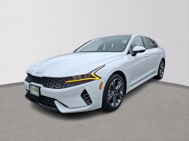 used 2024 Kia K5 car, priced at $29,000