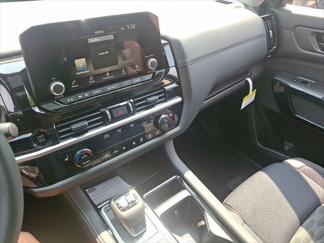 new 2025 Nissan Pathfinder car, priced at $46,315