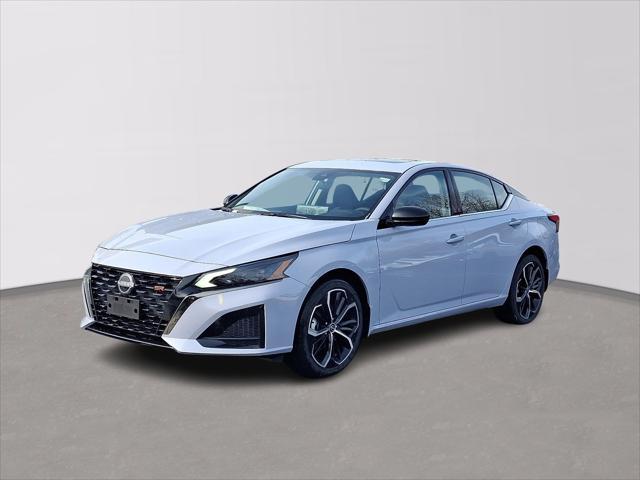 new 2025 Nissan Altima car, priced at $33,690