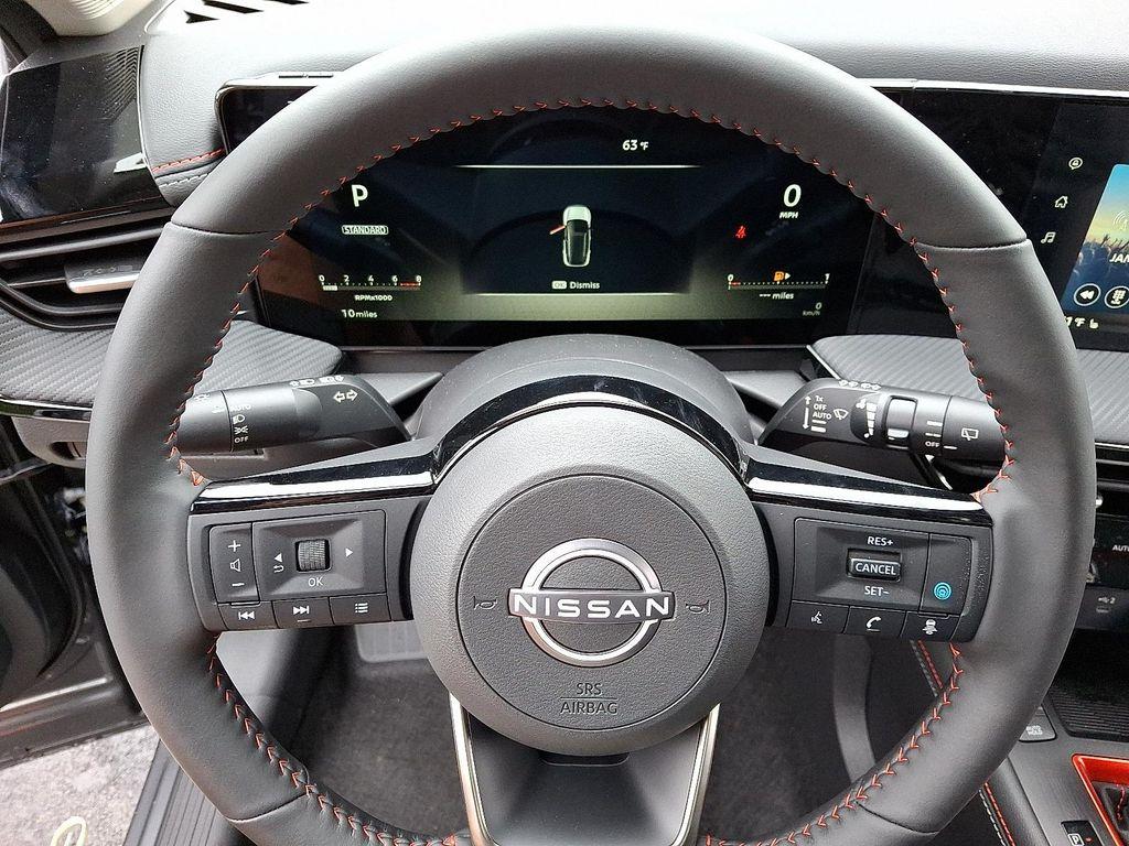 new 2025 Nissan Kicks car, priced at $31,660