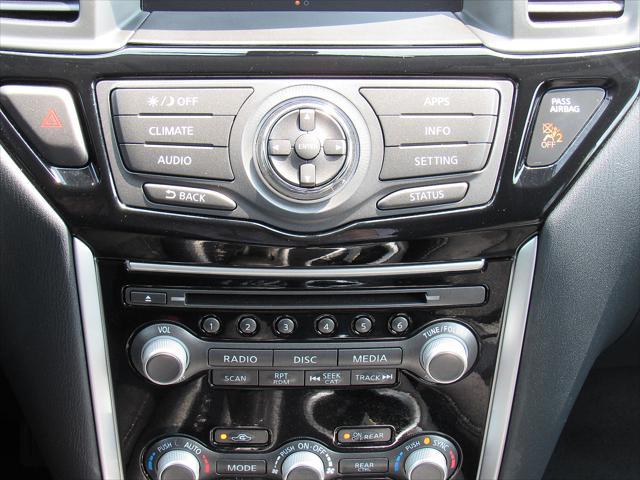 used 2020 Nissan Pathfinder car, priced at $20,000