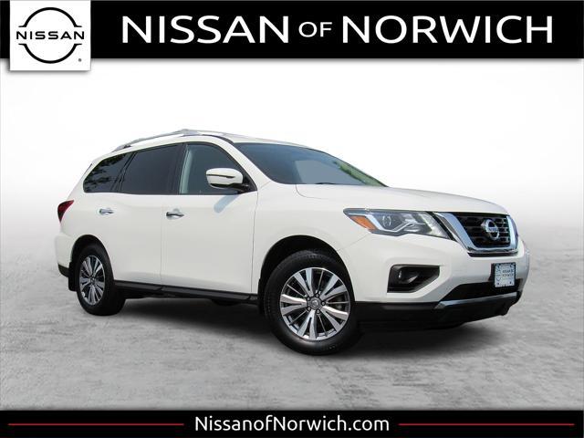 used 2020 Nissan Pathfinder car, priced at $20,000
