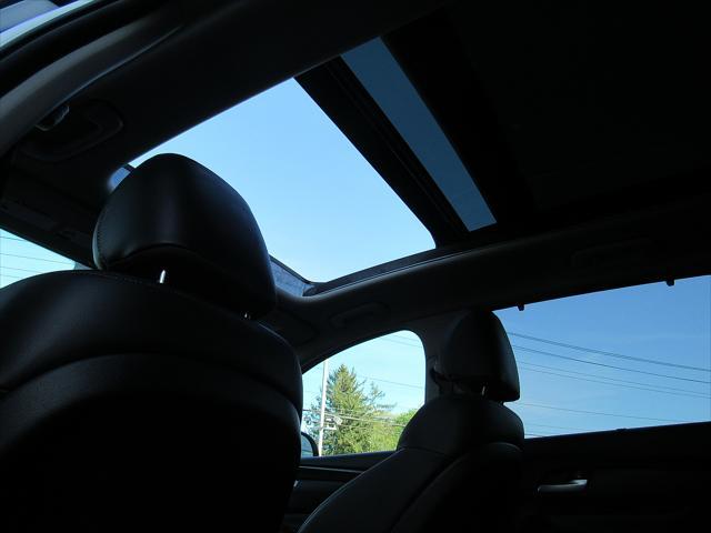 used 2022 Hyundai Santa Fe car, priced at $27,000