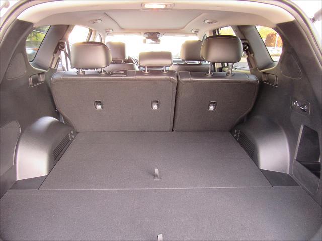 used 2022 Hyundai Santa Fe car, priced at $27,000