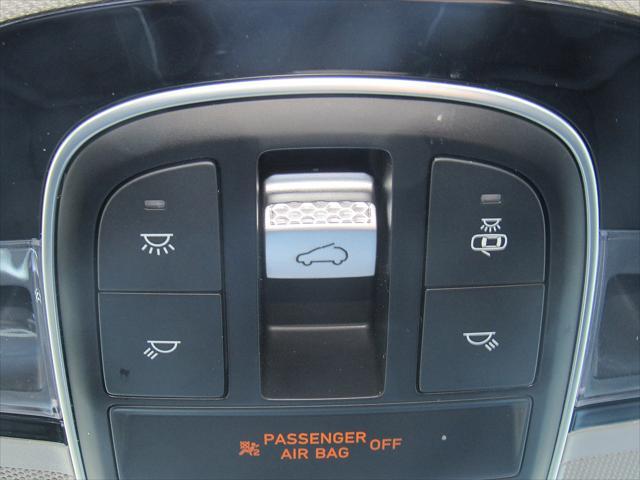 used 2022 Hyundai Santa Fe car, priced at $27,000