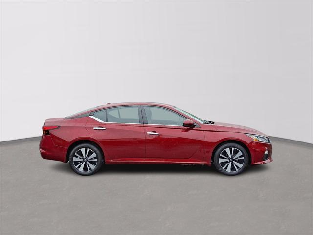 used 2022 Nissan Altima car