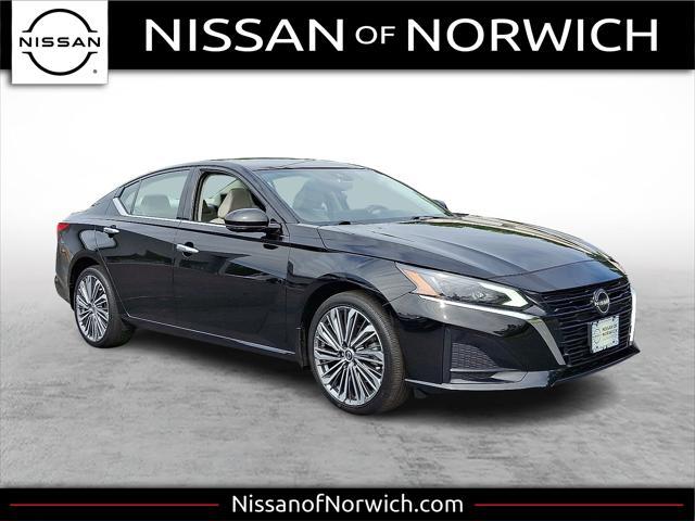 used 2023 Nissan Altima car, priced at $28,000