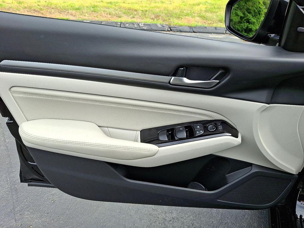 used 2023 Nissan Altima car, priced at $27,500