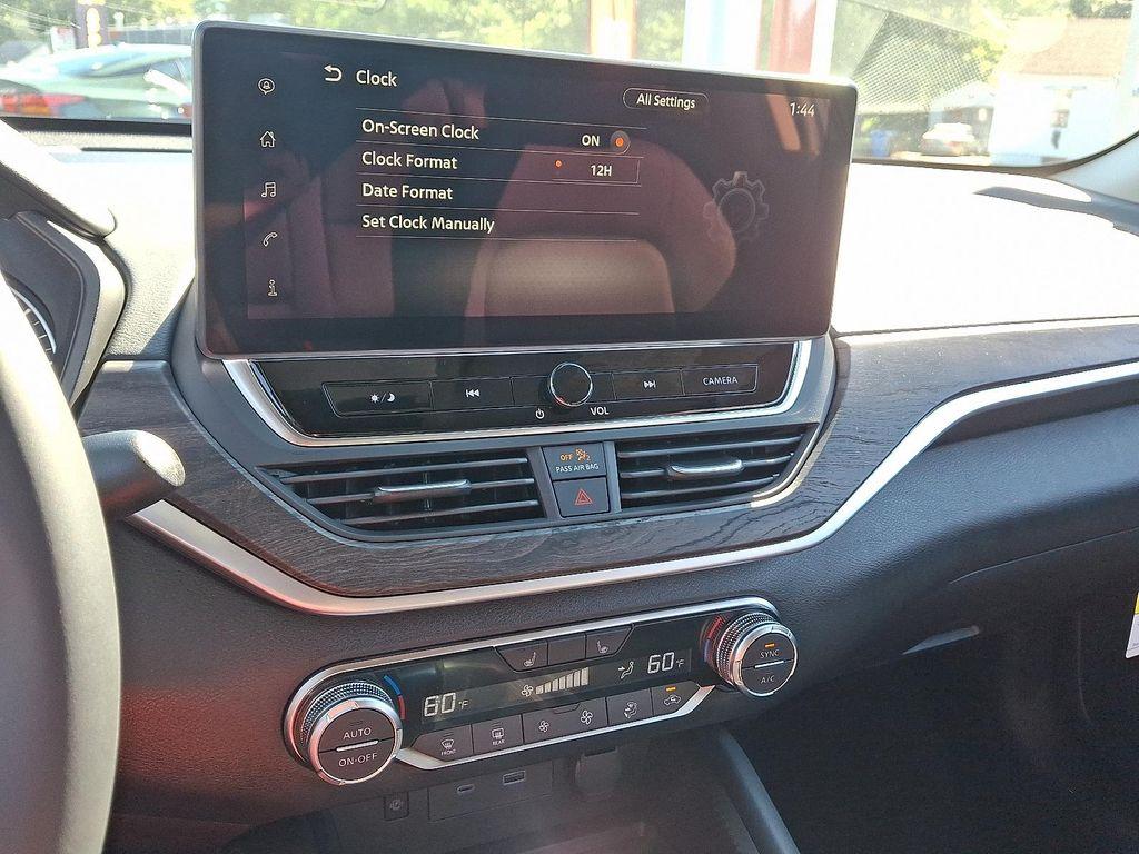 new 2025 Nissan Altima car, priced at $33,825