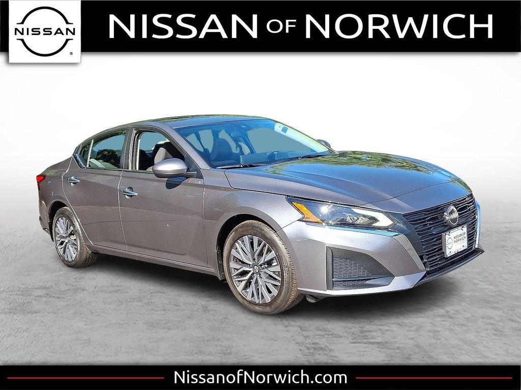 used 2023 Nissan Altima car, priced at $24,500