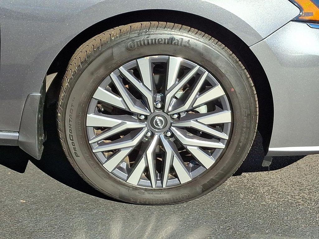 used 2023 Nissan Altima car, priced at $24,500