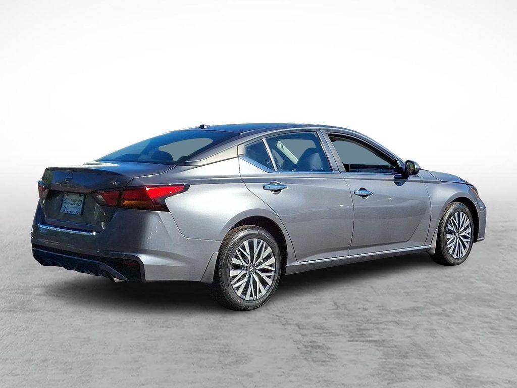 used 2023 Nissan Altima car, priced at $24,500