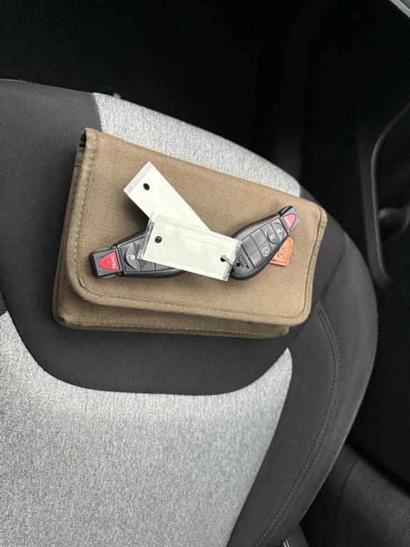 used 2014 Jeep Cherokee car, priced at $8,990